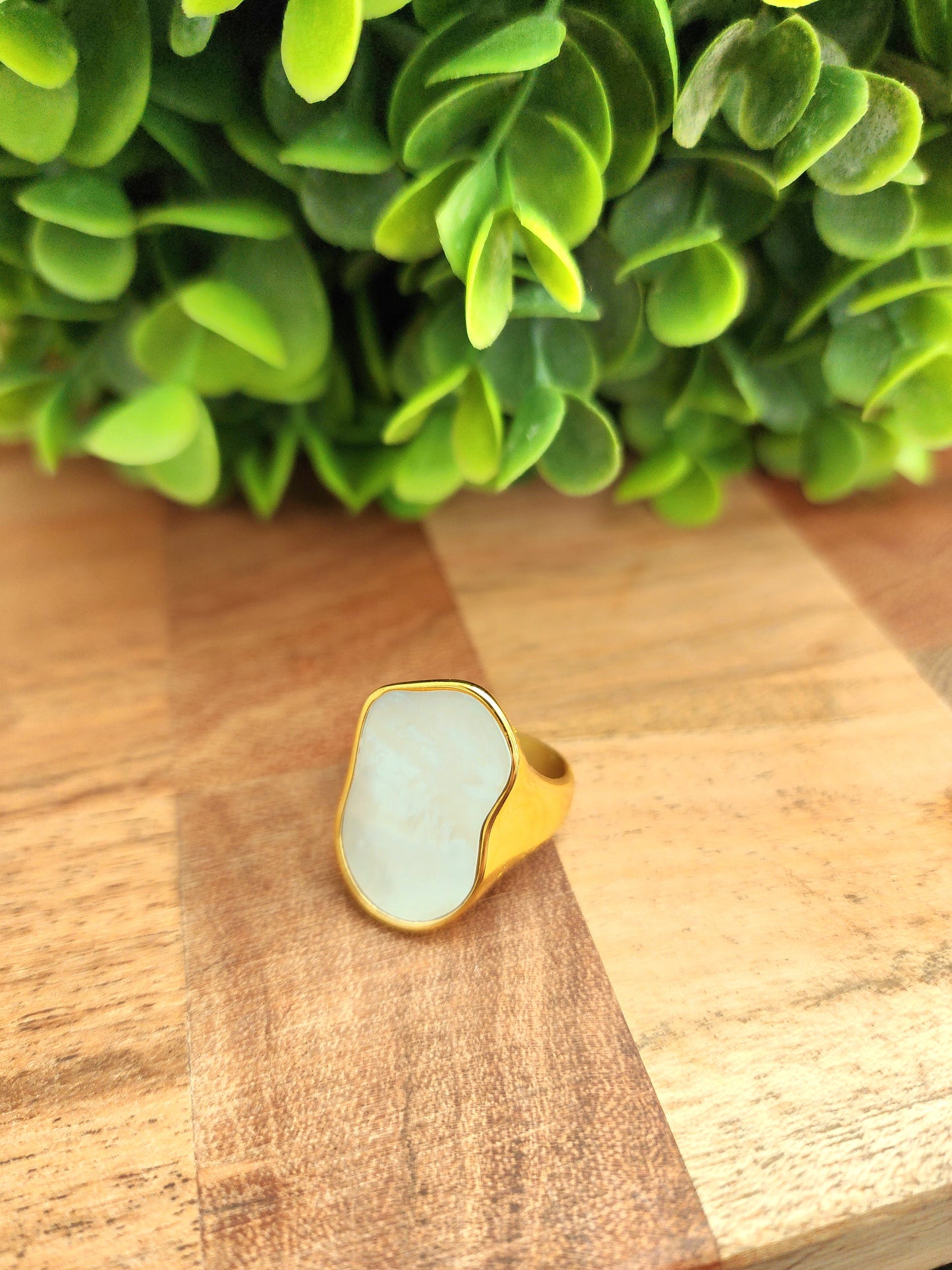 Mother of pearl gold plated ring